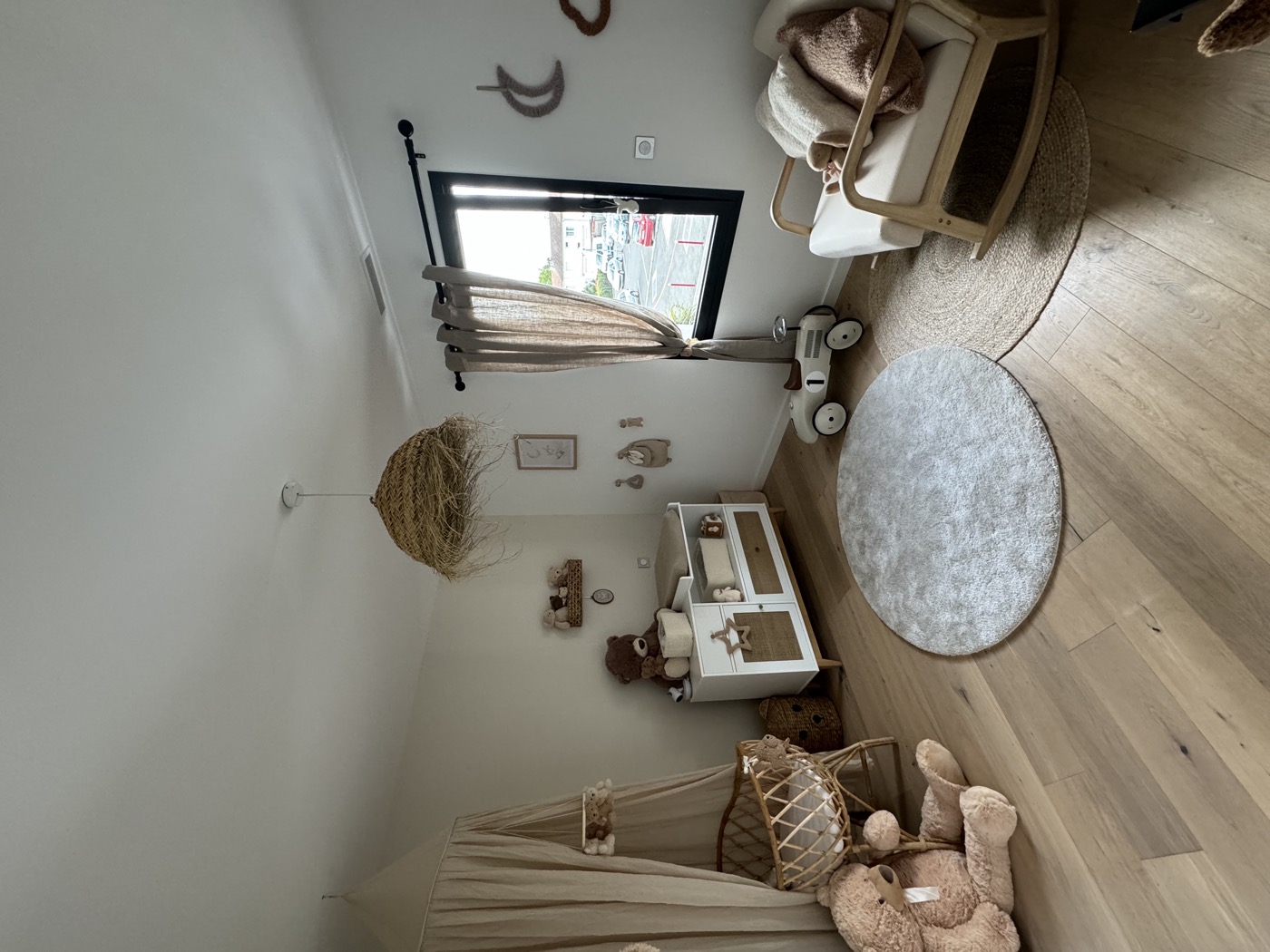 Rénovation chambre enfants Bordeaux — peinture et aménagement par Peyo Renov'